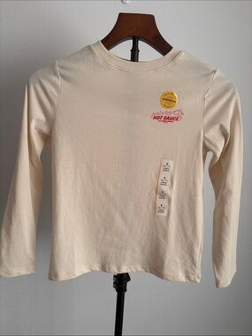 Cat & Jack Cream Long-Sleeve Tee with Hot Sauce Graphic boy S (6/7)